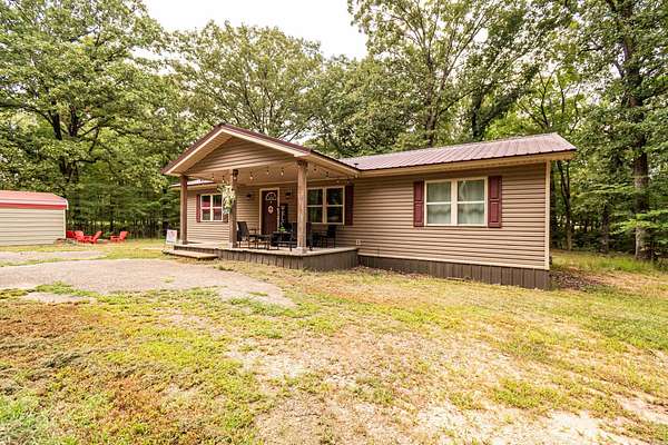 4 Acres of Residential Land with Home for Sale in Monticello, Arkansas