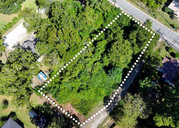 0.75 Acres of Residential Land for Sale in Bamberg, South Carolina