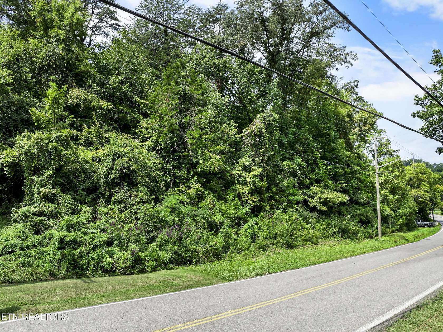 0.89 Acres of Residential Land for Sale in Knoxville, Tennessee