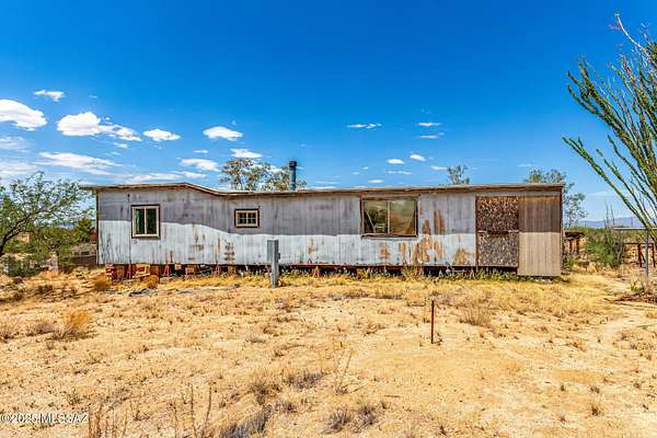 3.65 Acres of Residential Land with Home for Sale in Tucson, Arizona