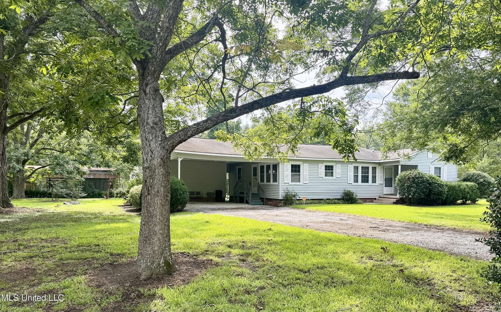 2.19 Acres of Residential Land with Home for Sale in Ridgecrest, Louisiana