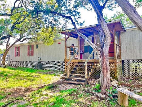 7.87 Acres of Improved Residential Land for Sale in Kerrville, Texas