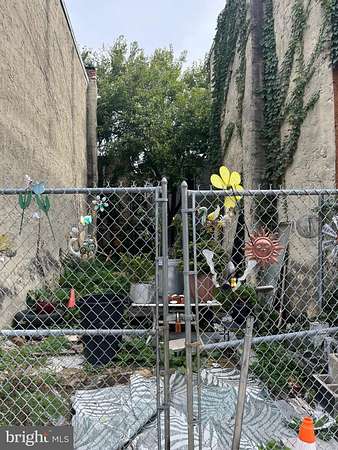 0.02 Acres of Residential Land for Sale in Philadelphia, Pennsylvania