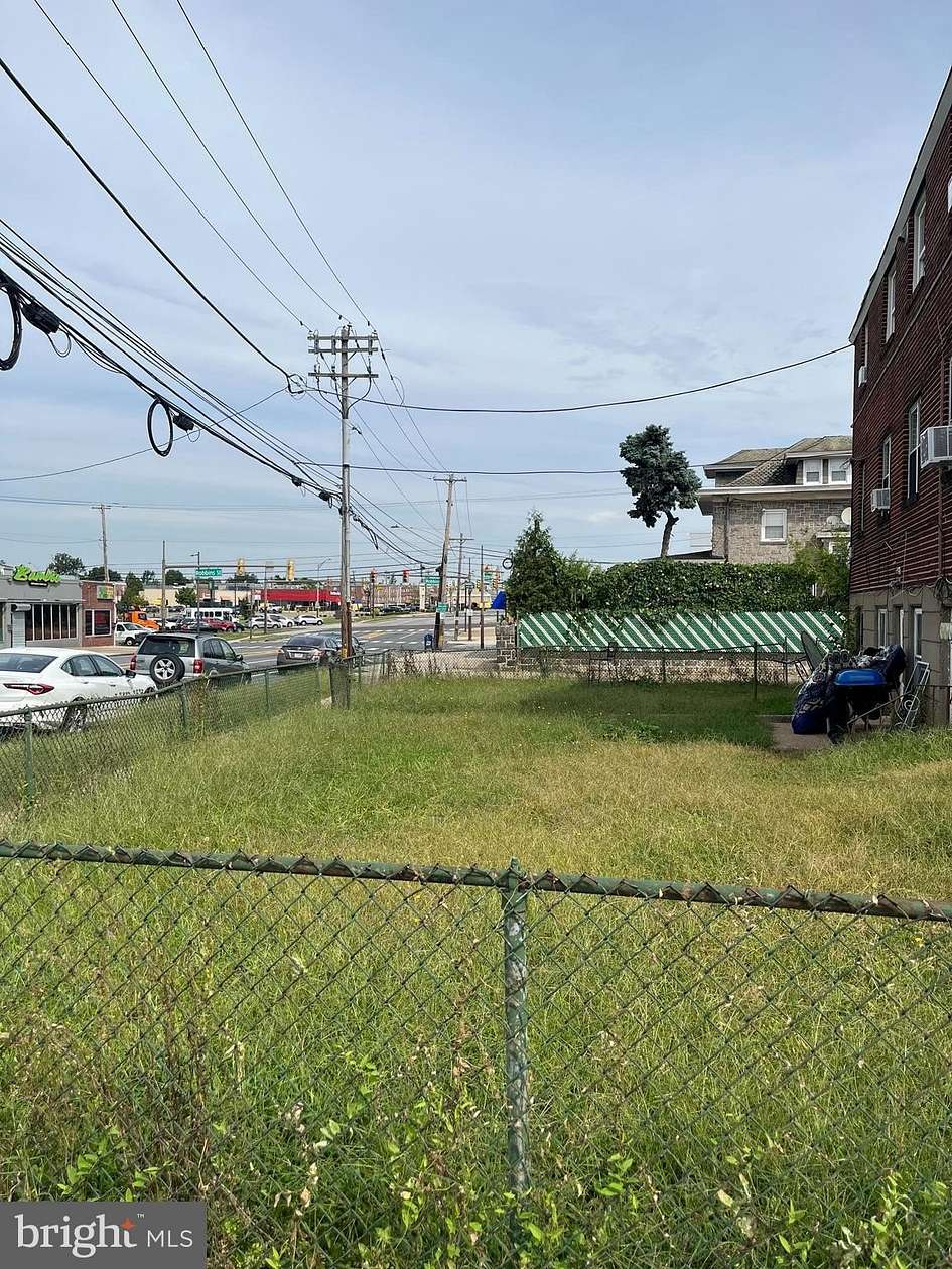0.03 Acres of Residential Land for Sale in Philadelphia, Pennsylvania