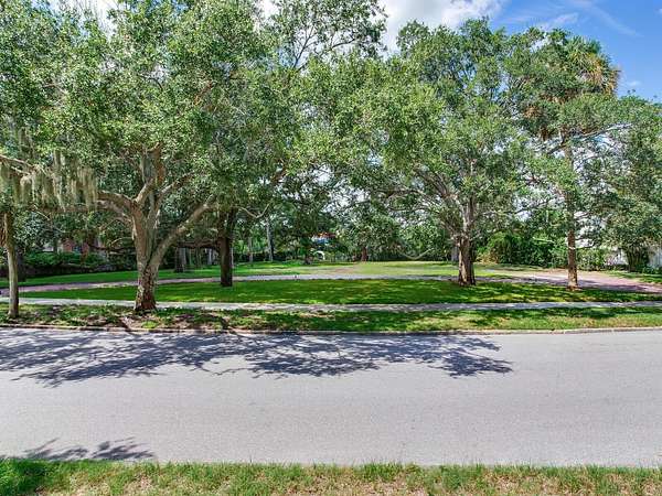 0.59 Acres of Residential Land for Sale in Tampa, Florida