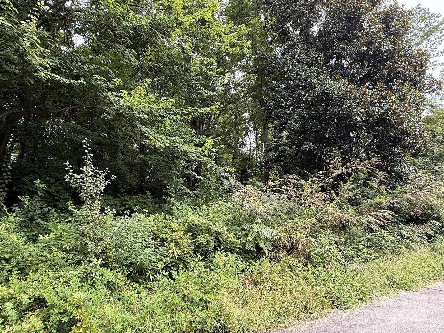 1.23 Acres of Residential Land for Sale in Morganton, North Carolina