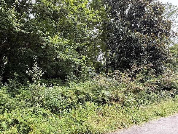 1.23 Acres of Residential Land for Sale in Morganton, North Carolina