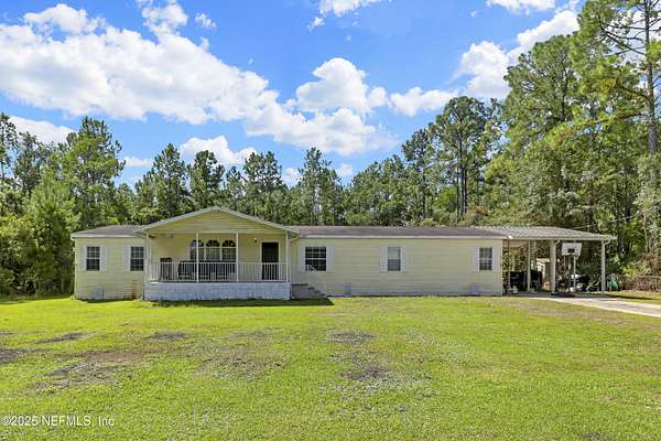2.33 Acres of Residential Land with Home for Sale in Palatka, Florida