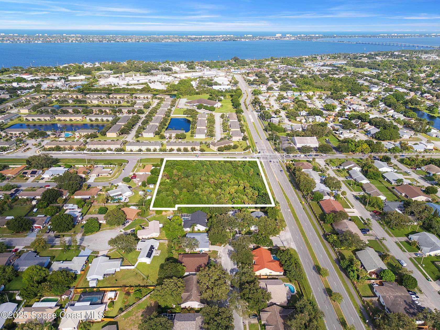 2.5 Acres of Mixed-Use Land for Sale in Melbourne, Florida