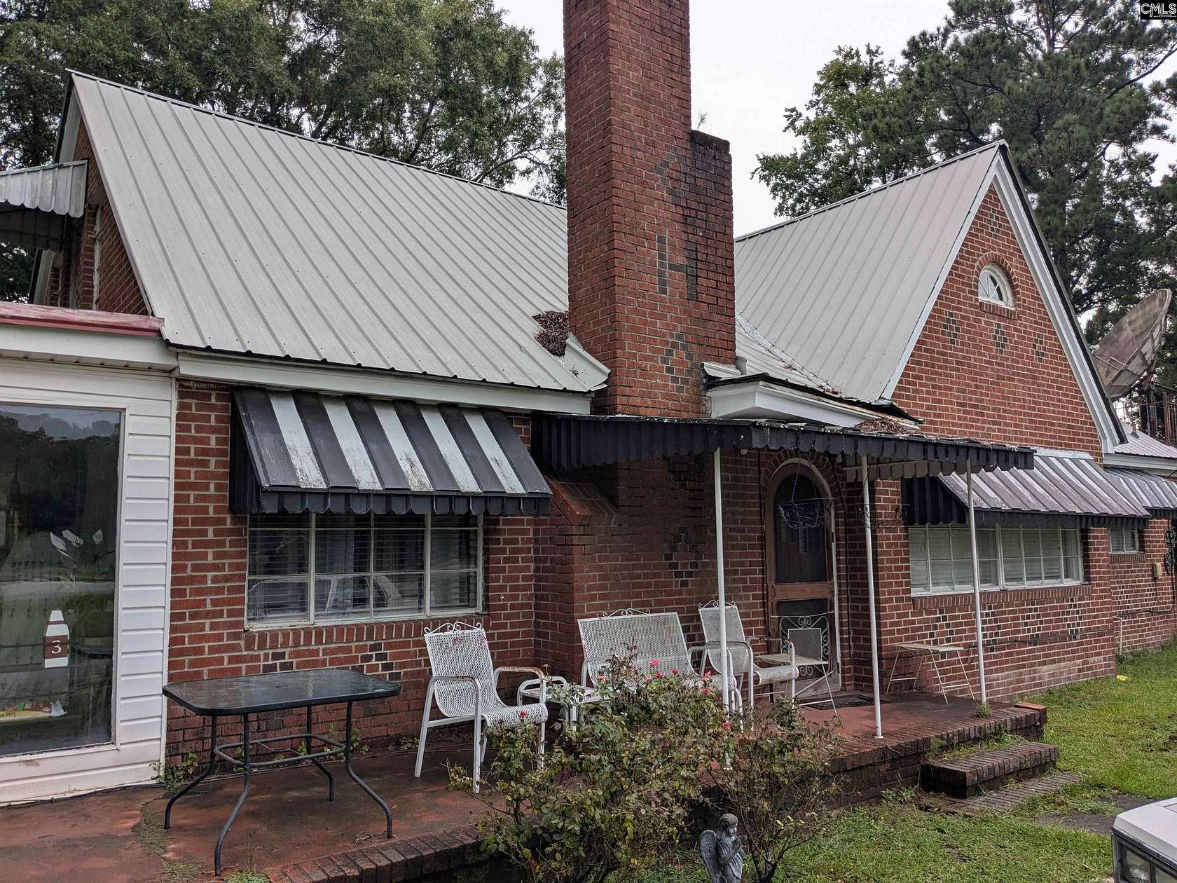 7.62 Acres of Land with Home for Sale in Hartsville, South Carolina