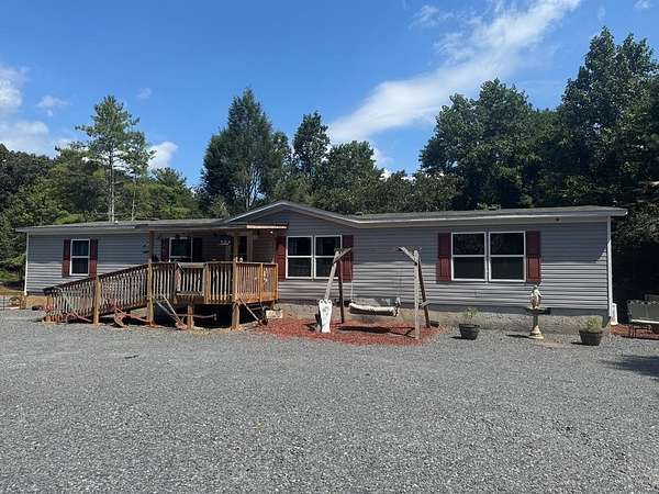 1.64 Acres of Residential Land with Home for Sale in Ellijay, Georgia