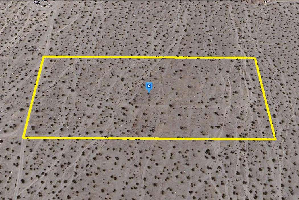 5 Acres of Residential Land for Sale in Daggett, California