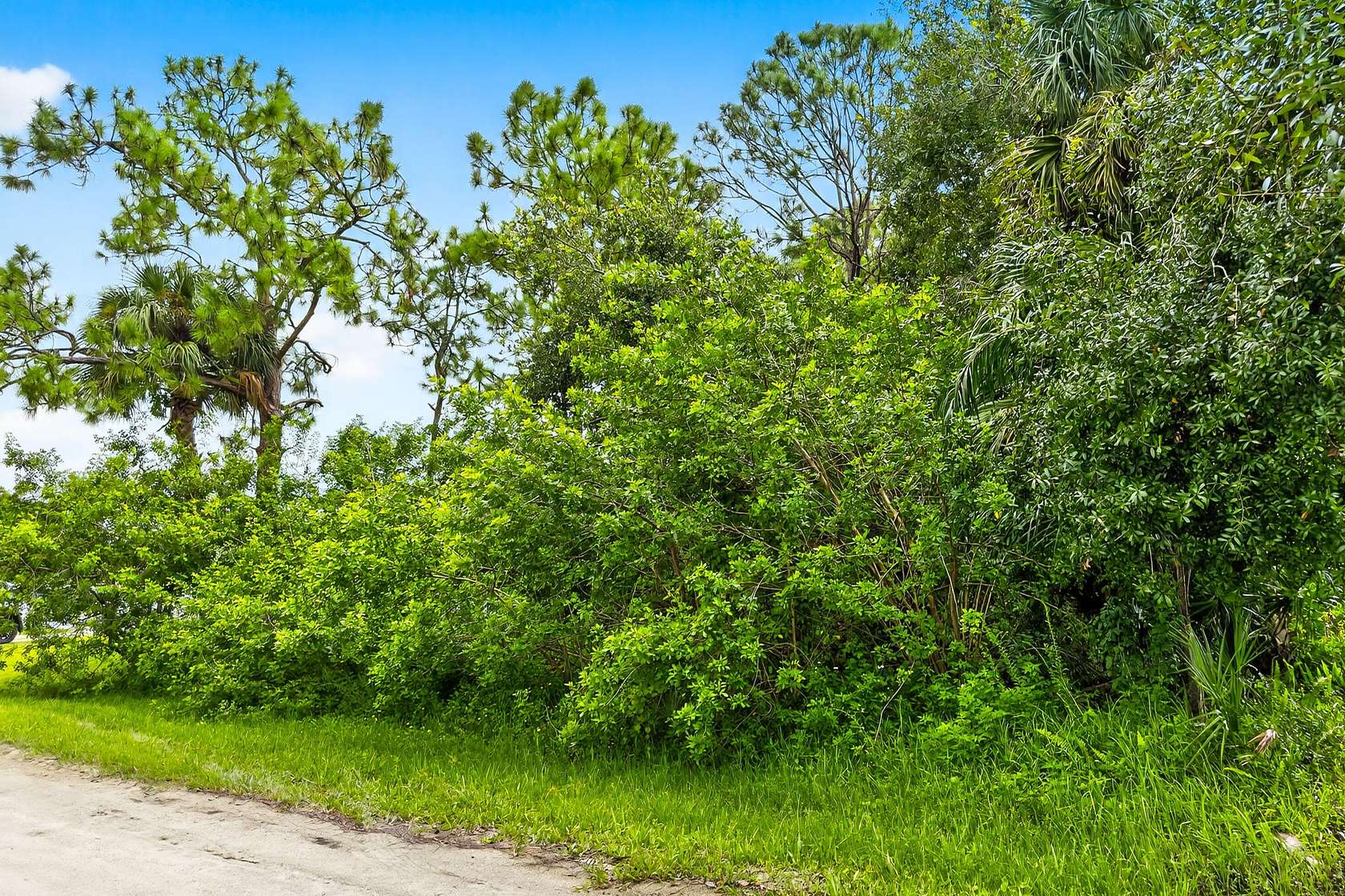 0.22 Acres of Residential Land for Sale in Vero Beach, Florida