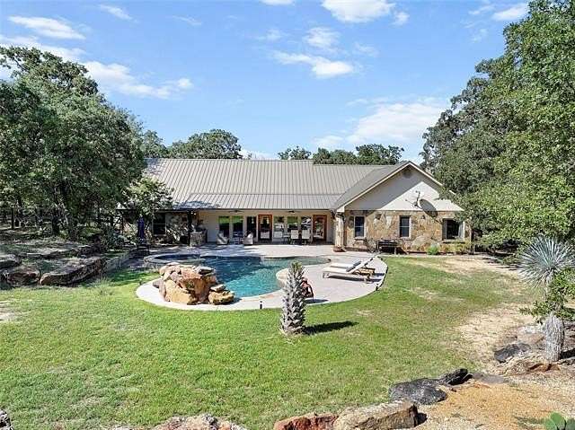 10.5 Acres of Land with Home for Sale in Ardmore, Oklahoma