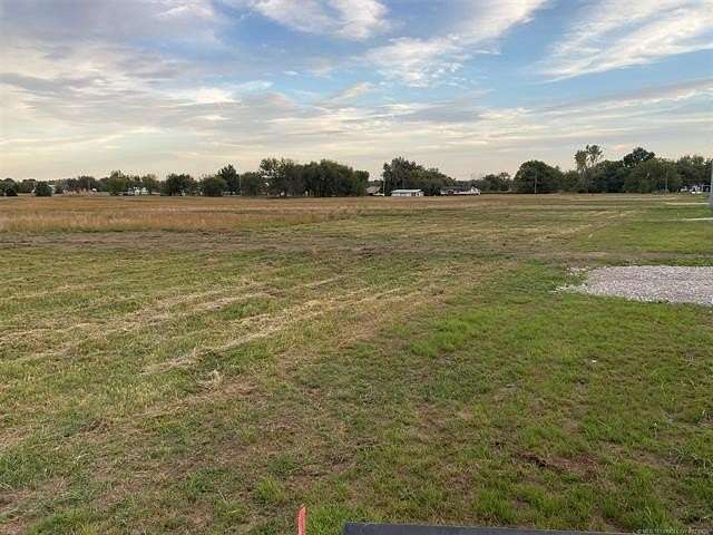 1.24 Acres of Residential Land for Sale in Pryor, Oklahoma
