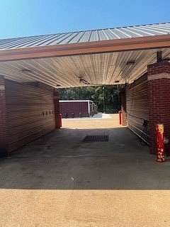 1.54 Acres of Improved Commercial Land for Sale in Cushing, Texas