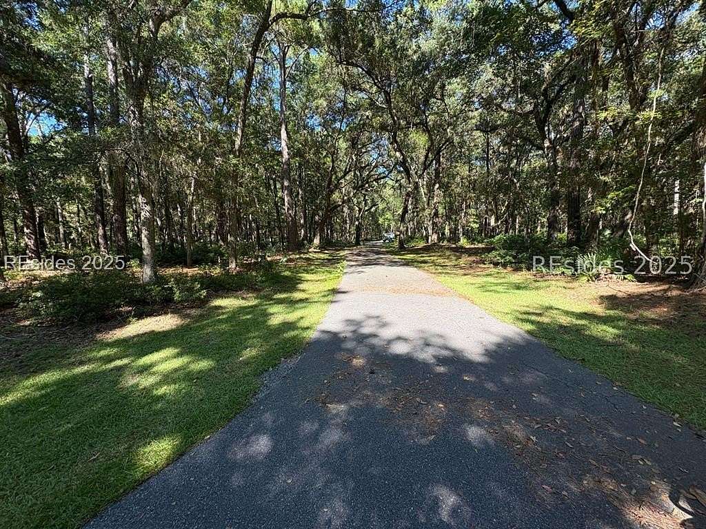 Residential Land for Sale in Daufuskie Island, South Carolina