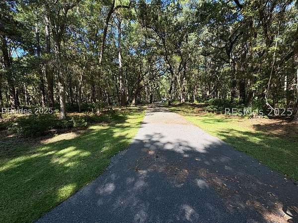 Residential Land for Sale in Daufuskie Island, South Carolina