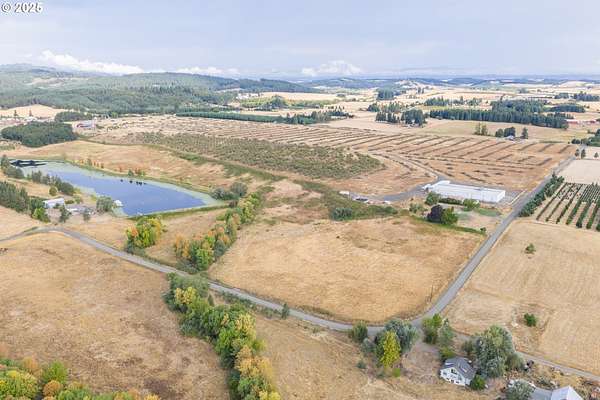 150 Acres of Agricultural Land with Home for Sale in Dallas, Oregon