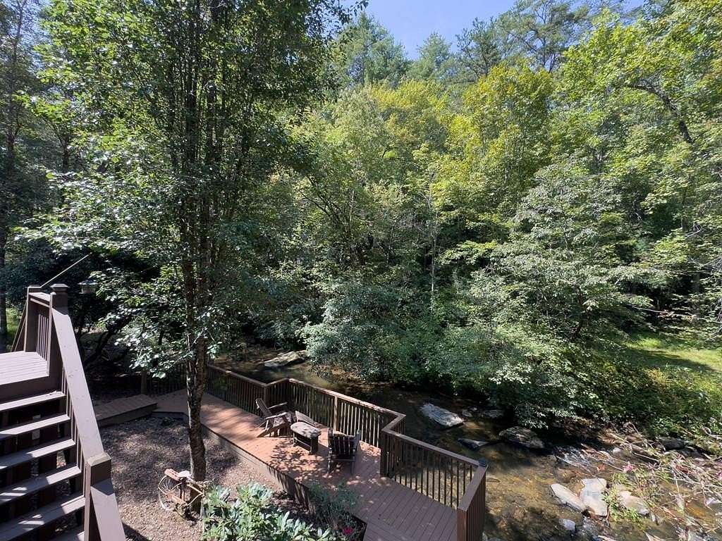 5.65 Acres of Residential Land with Home for Sale in Murphy, North Carolina