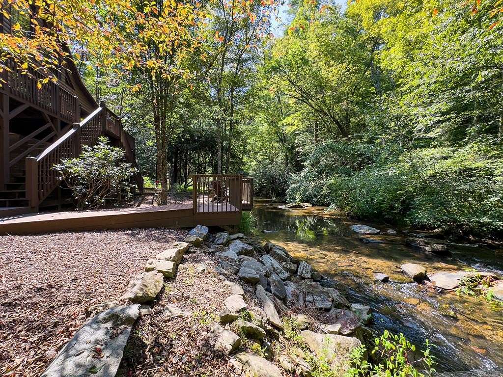 5.65 Acres of Residential Land with Home for Sale in Murphy, North Carolina