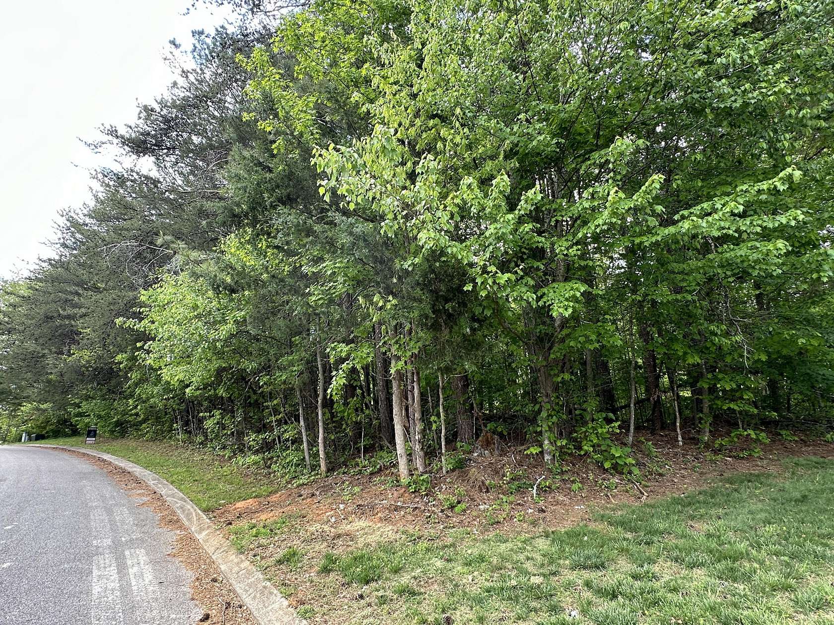 0.9 Acres of Residential Land for Sale in Ooltewah, Tennessee