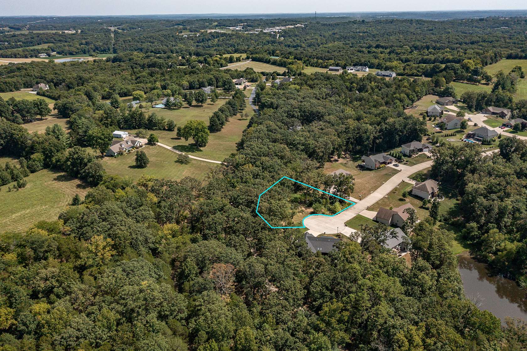 0.79 Acres of Residential Land for Sale in Washington, Missouri