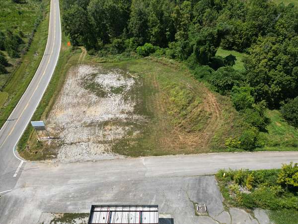 1 Acre of Mixed-Use Land for Sale in Winchester, Tennessee
