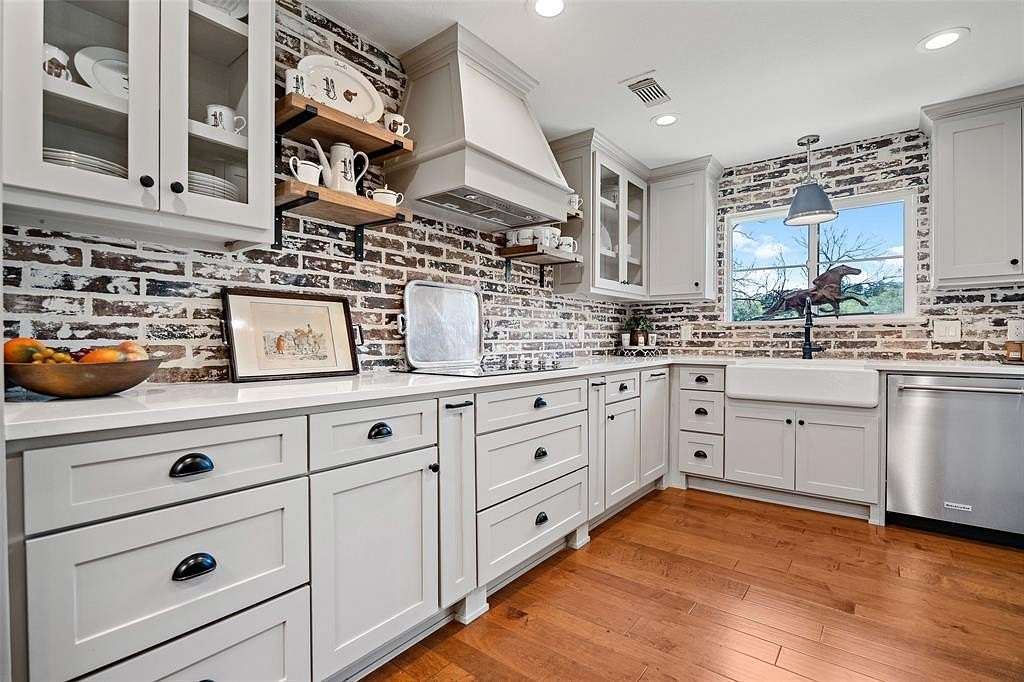 2.49 Acres of Residential Land with Home for Sale in Argyle, Texas