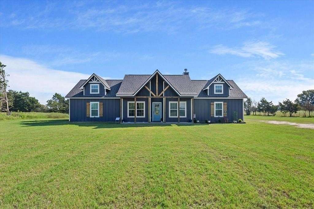 7.42 Acres of Residential Land with Home for Sale in Groesbeck, Texas