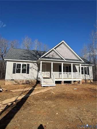 5 Acres of Residential Land with Home for Sale in Louisa, Virginia