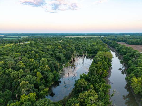 40 Acres of Recreational Land for Sale in La Cygne, Kansas