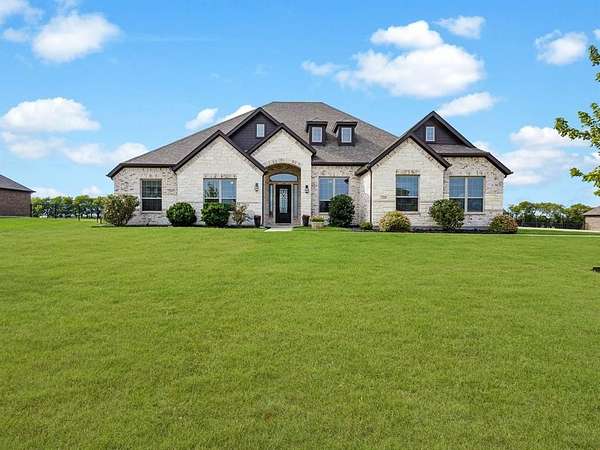 1.5 Acres of Residential Land with Home for Sale in Rockwall, Texas