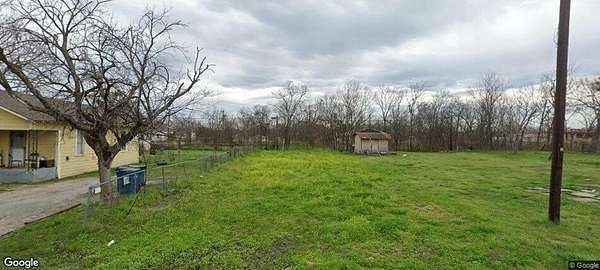 0.13 Acres of Land for Sale in Corsicana, Texas