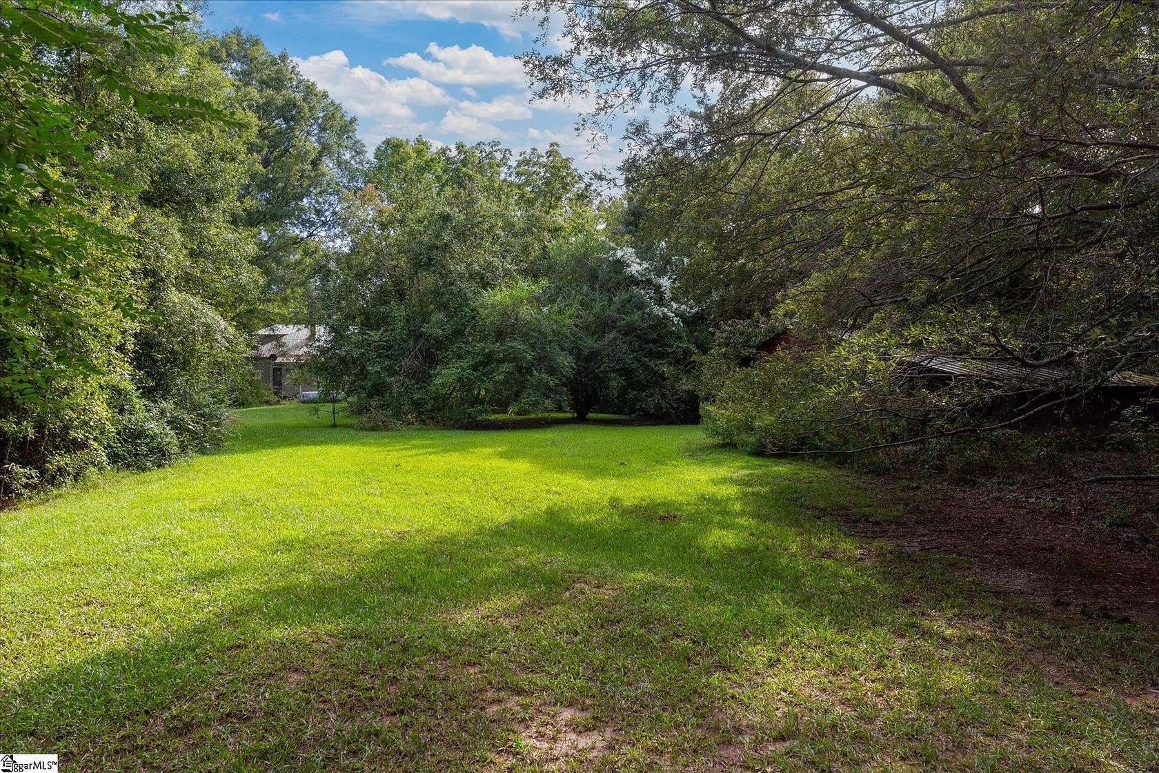 62.4 Acres of Recreational Land with Home for Sale in Mountville, South Carolina