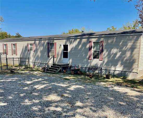 8 Acres of Land with Home for Sale in Doniphan, Missouri