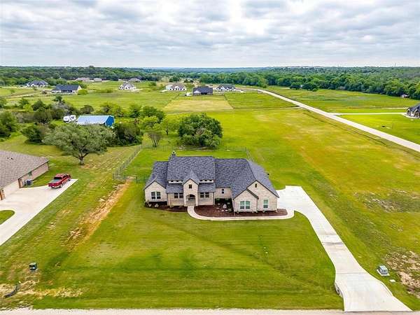 2 Acres of Residential Land with Home for Sale in Weatherford, Texas
