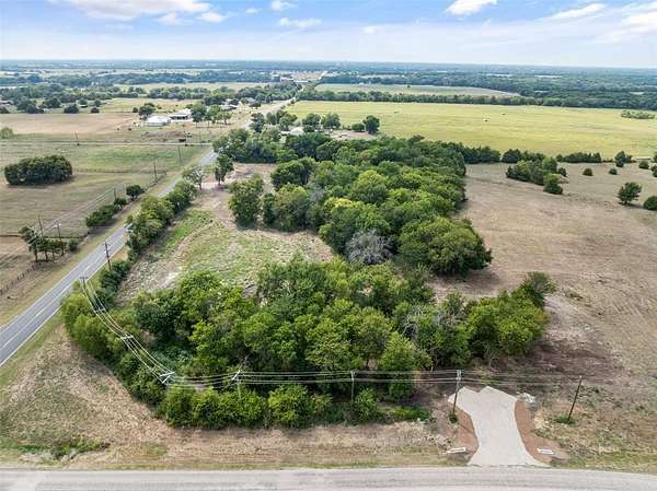 1.85 Acres of Residential Land for Sale in Leonard, Texas