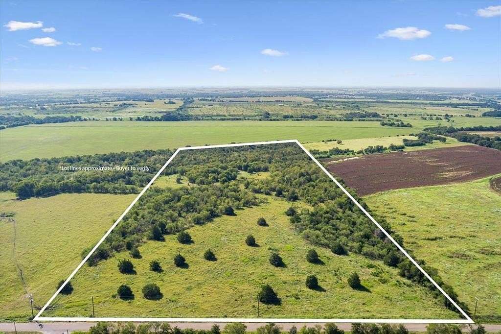 25.4 Acres of Agricultural Land for Sale in Riesel, Texas