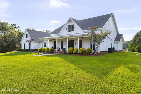 36.1 Acres of Recreational Land with Home for Sale in Florence, Mississippi