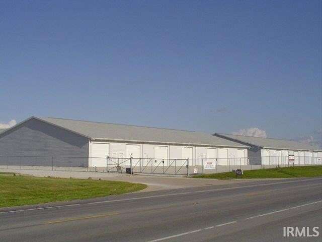 4 Acres of Commercial Land for Sale in Syracuse, Indiana