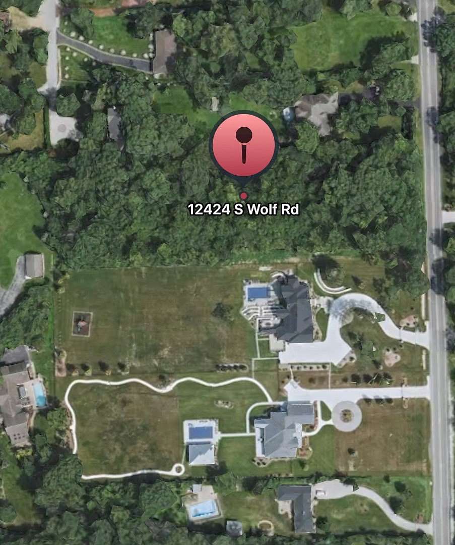 2.86 Acres of Residential Land for Sale in Palos Park, Illinois