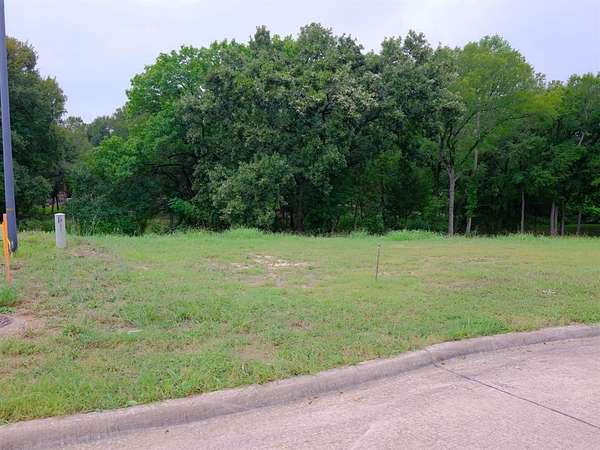 0.94 Acres of Residential Land for Sale in Cedar Hill, Texas