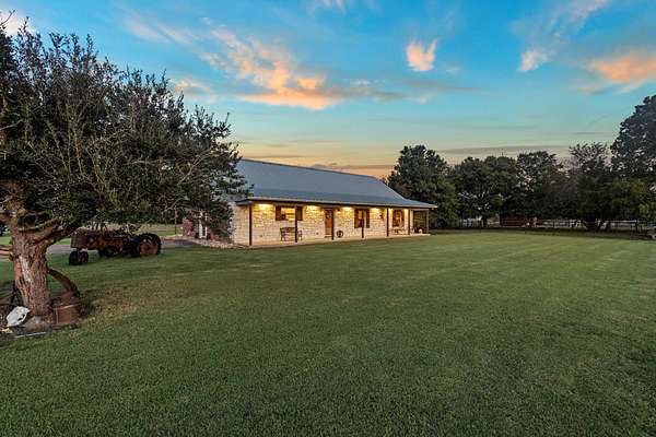 9 Acres of Land with Home for Sale in Lone Oak, Texas