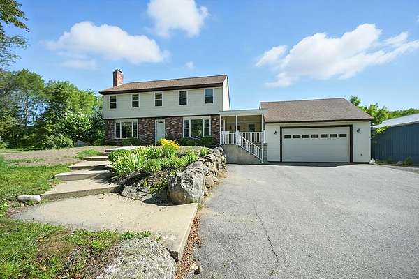 2.53 Acres of Residential Land with Home for Sale in Atkinson, New Hampshire