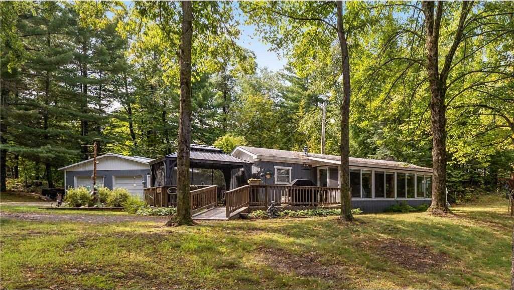 4.2 Acres of Land with Home for Sale in Crosslake, Minnesota