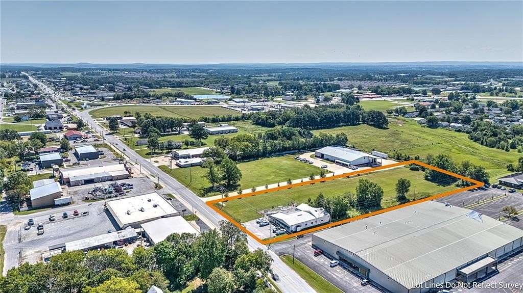 2.66 Acres of Improved Mixed-Use Land for Sale in Siloam Springs, Arkansas