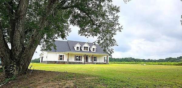 11 Acres of Land with Home for Sale in Headland, Alabama