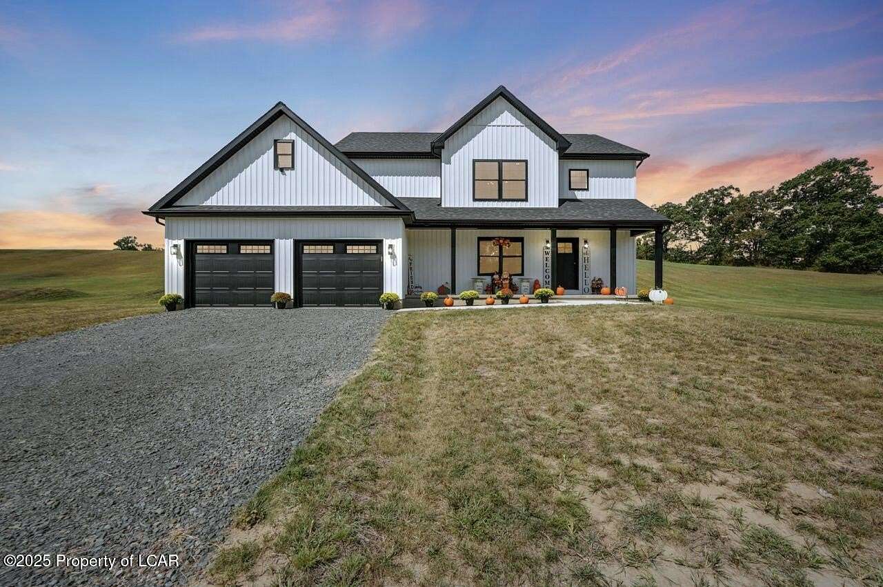 2 Acres of Residential Land with Home for Sale in Shickshinny, Pennsylvania