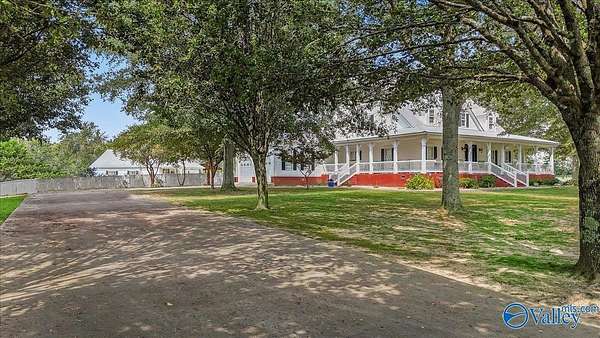 31 Acres of Recreational Land with Home for Sale in Boaz, Alabama